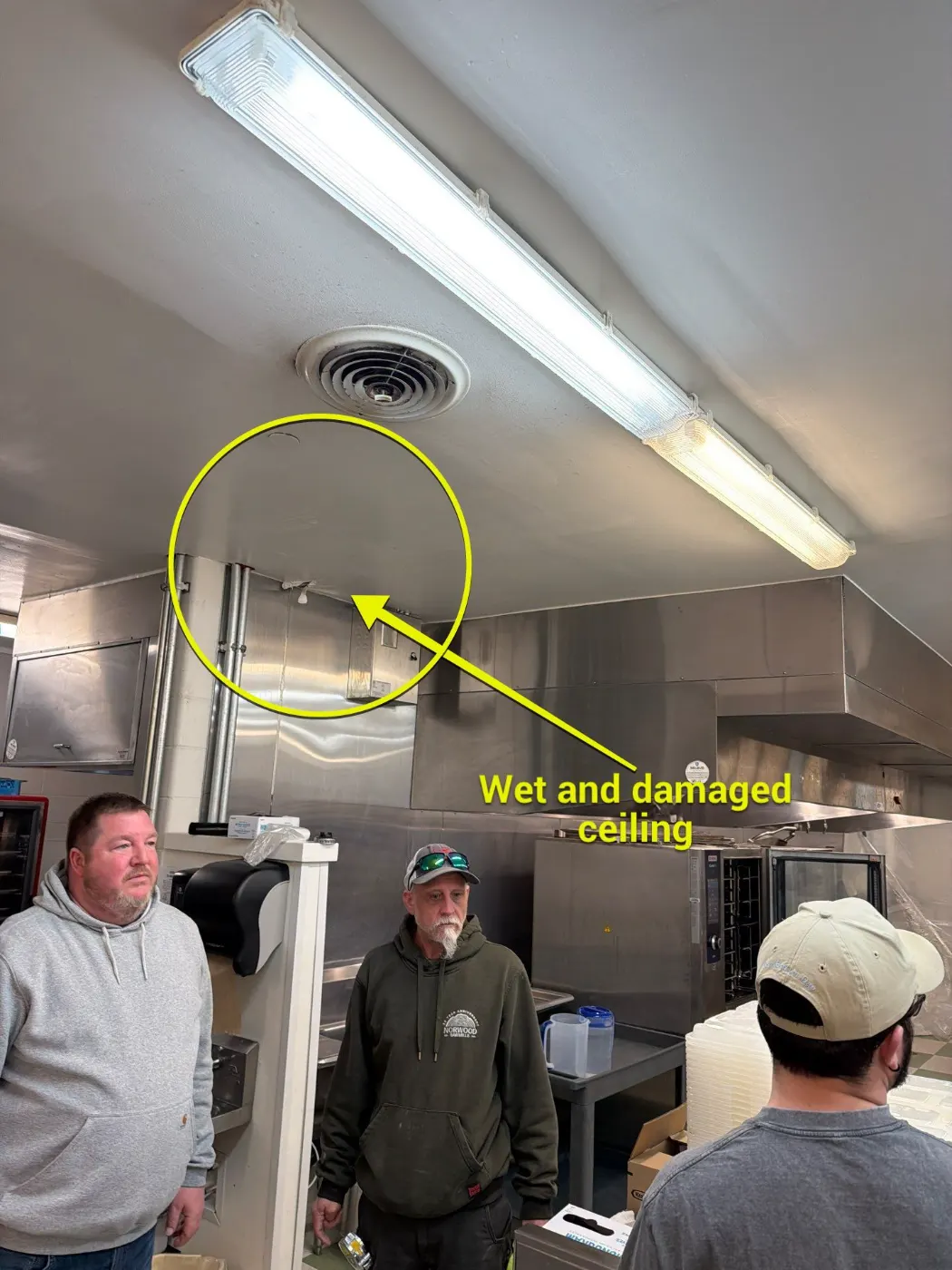 Commercial water mitigation in Nora, Indiana